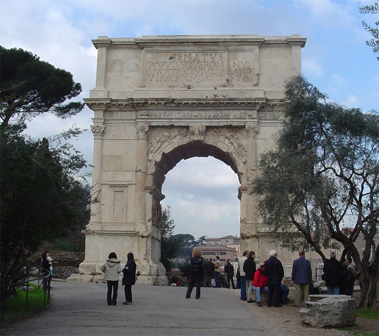 Titov slavolok v Rimu. Foto: Wikimedia