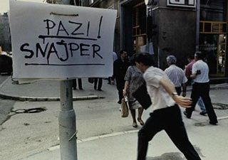 Začelo se je obleganje Sarajeva, eno najdaljših v moderni zgodovini bojevanja