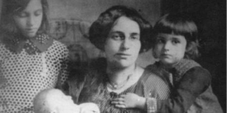 Pisateljca in bojevnica za pravice žensk – Zofka Kveder