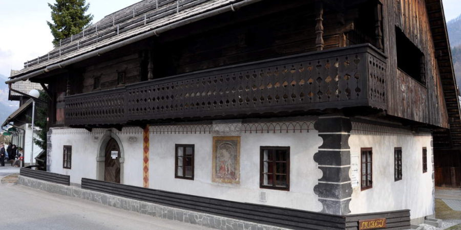 Žehta – kako so prali perilo pred nakupom pralnega stroja?