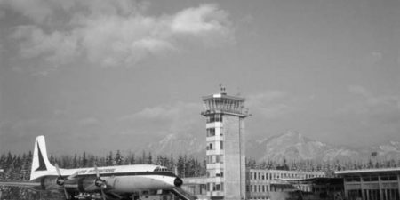 Prvi pristanek potniškega letala na Brniku