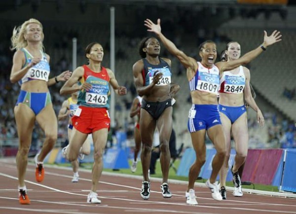 Joli osvoji srebrno medaljo po komolčkanju z Mutolo