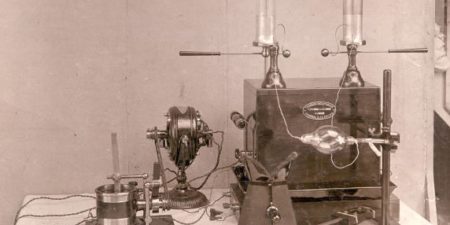 Odkritje rentgenskih žarkov