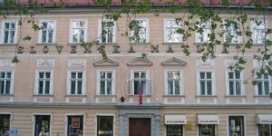 Slovenska matica lahko deluje